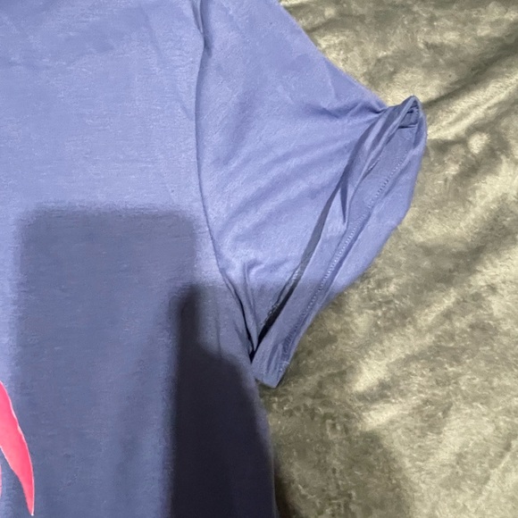 Purple flamingo graphic tee, fits like a L/XL - Picture 4 of 4